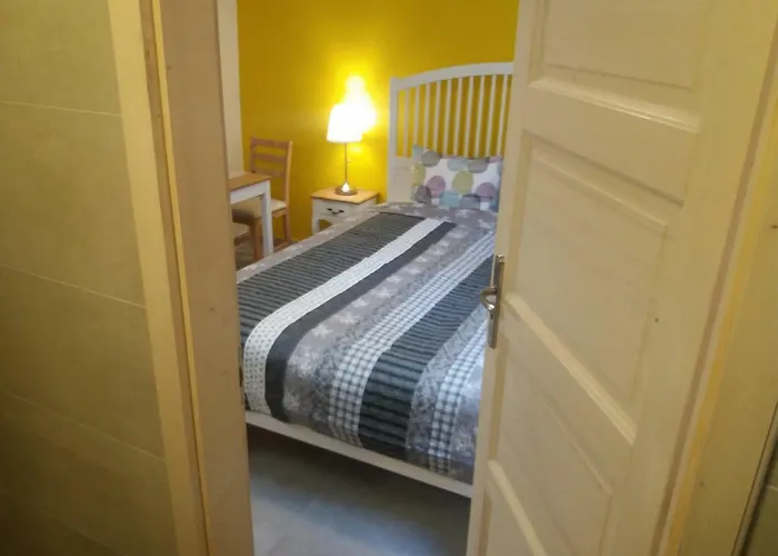 Castle Base * Βουδαπέστη